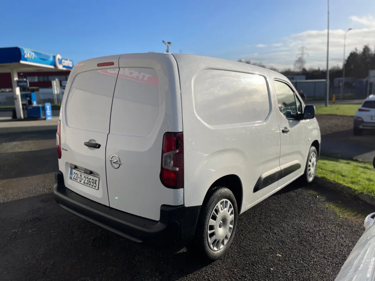 2022 Opel Combo - Image 4