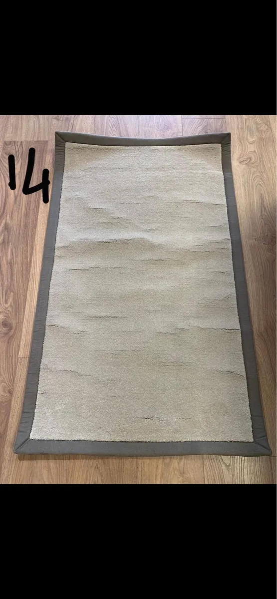 Carpet rugs - Image 1