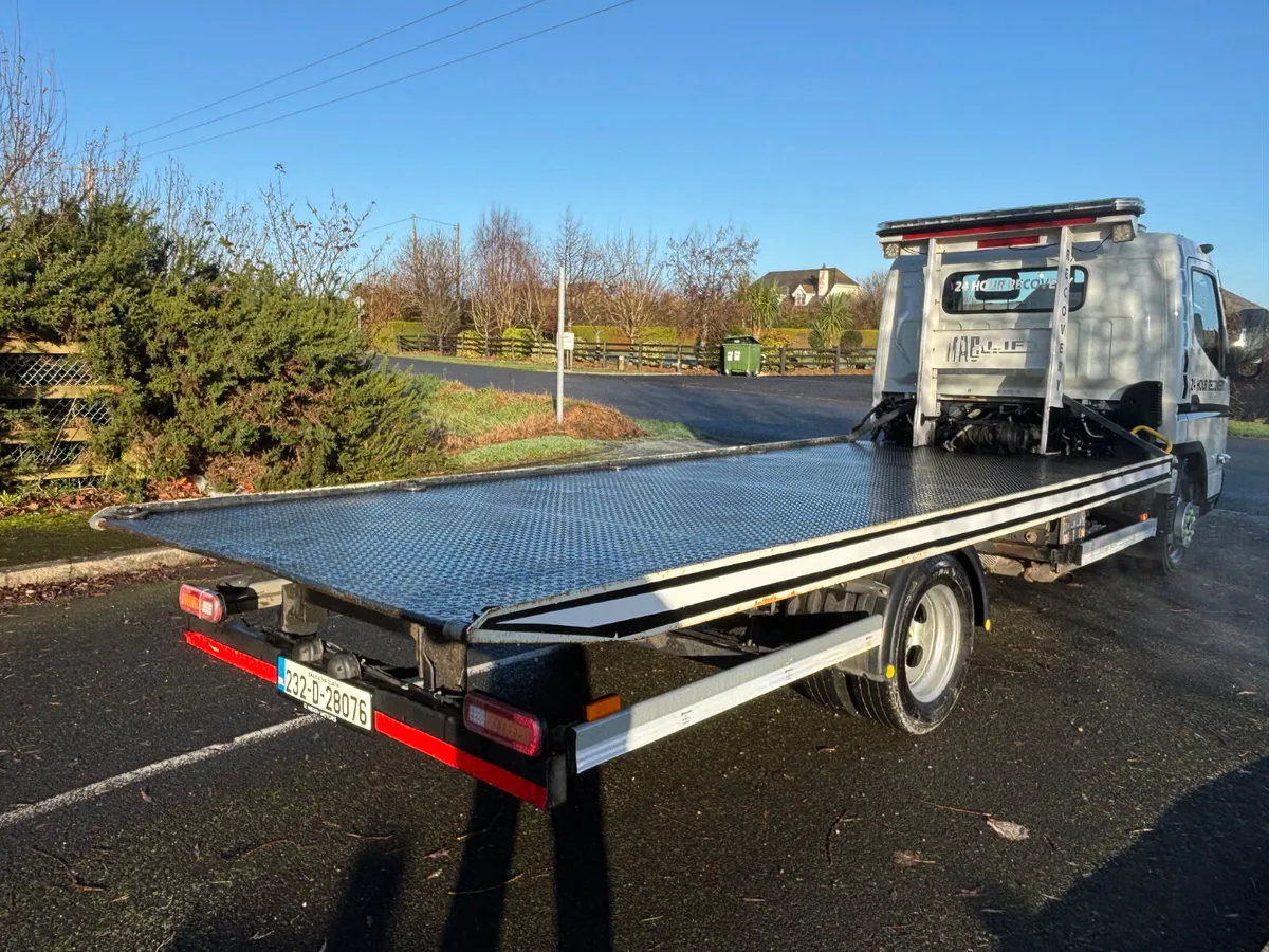 2023 232 Mitsubishi Fuso Canter Tilt-Slide 3.5 Ton - Image 4