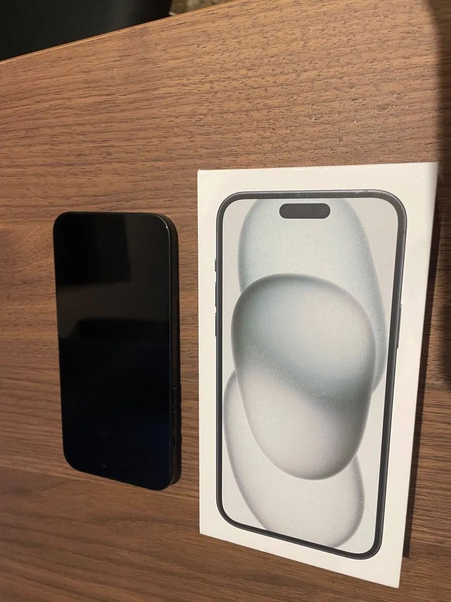 iPhone 15 Plus - Image 1