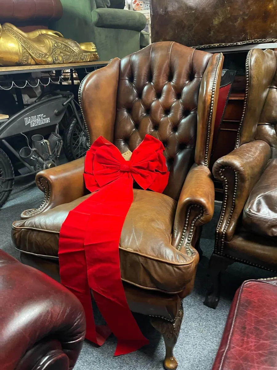 Tan leather queen Ann chair 🎄🎄🎄 - Image 2