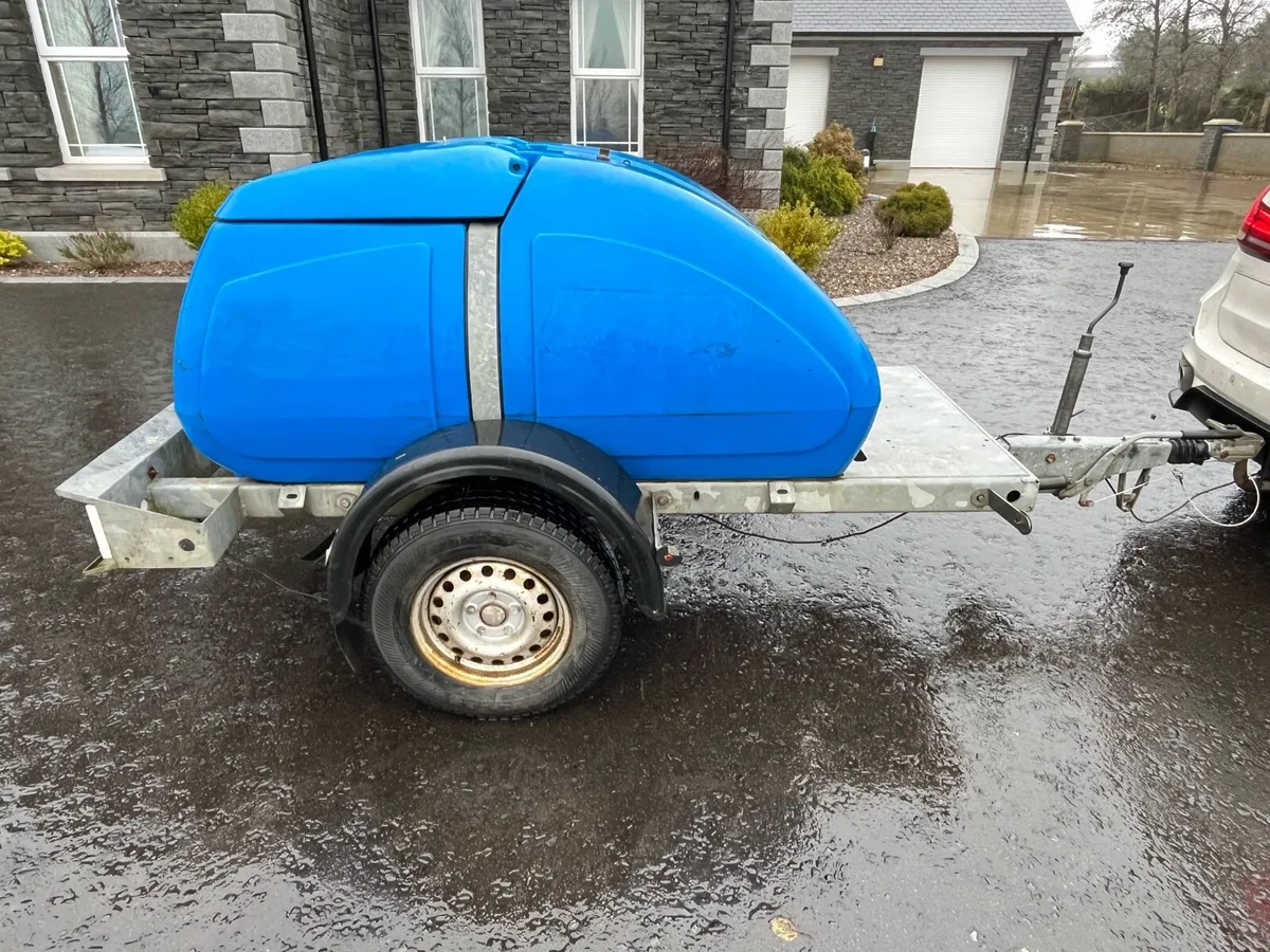 Western 1100L Water Bowser