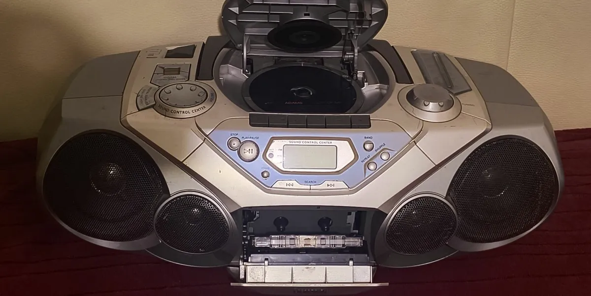 Philips Radio Cassette CD Boombox - Image 4
