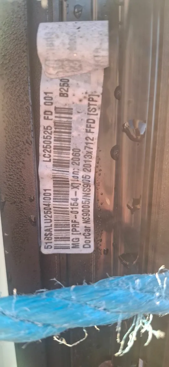 Front door - Image 2