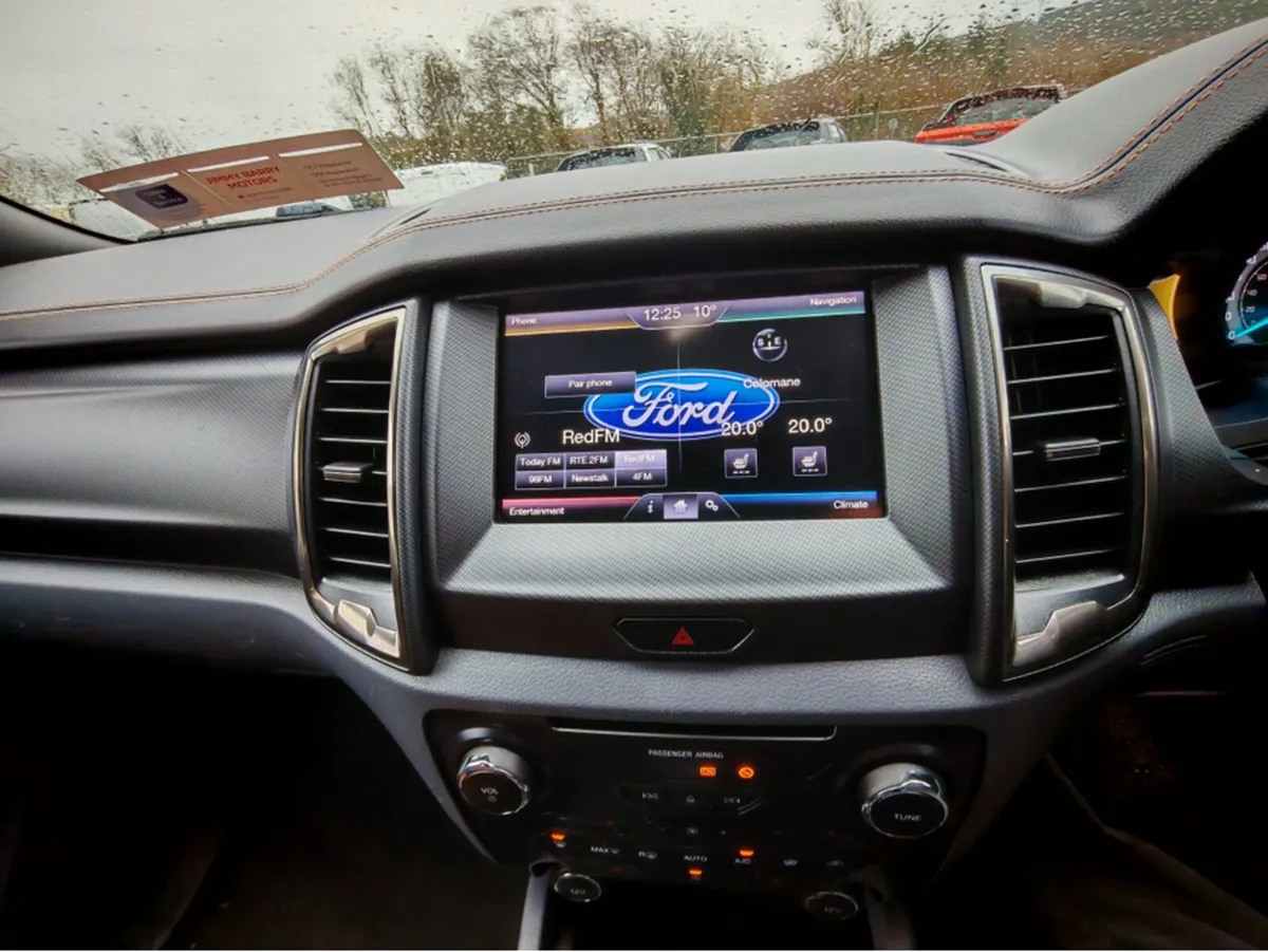 FORD RANGER 3.2 TDCI WILDTRAK 4WD 2 200PS 4DR - Image 4