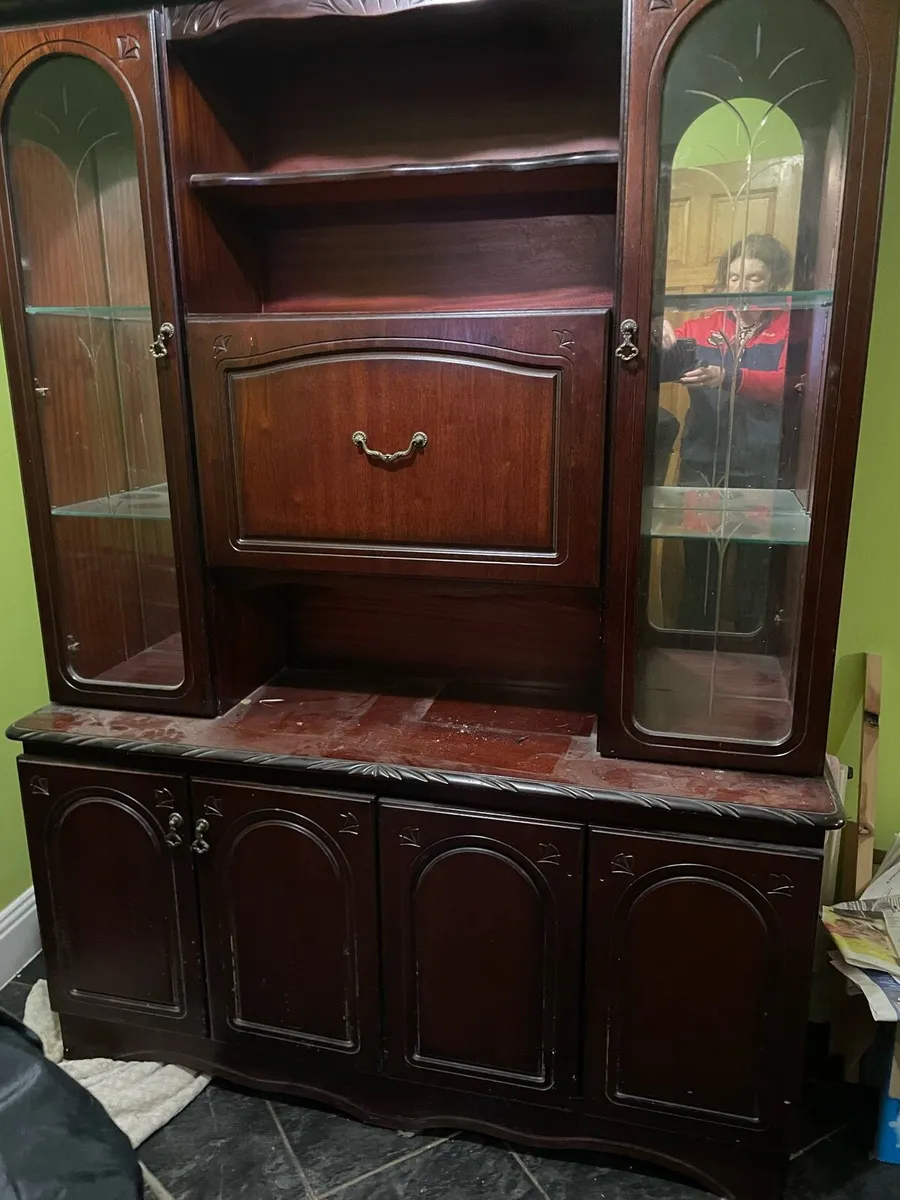 Display cabinet - Image 1
