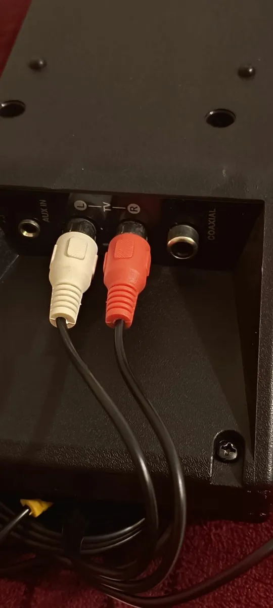 Soundbar.  Output power: 100W - Image 4