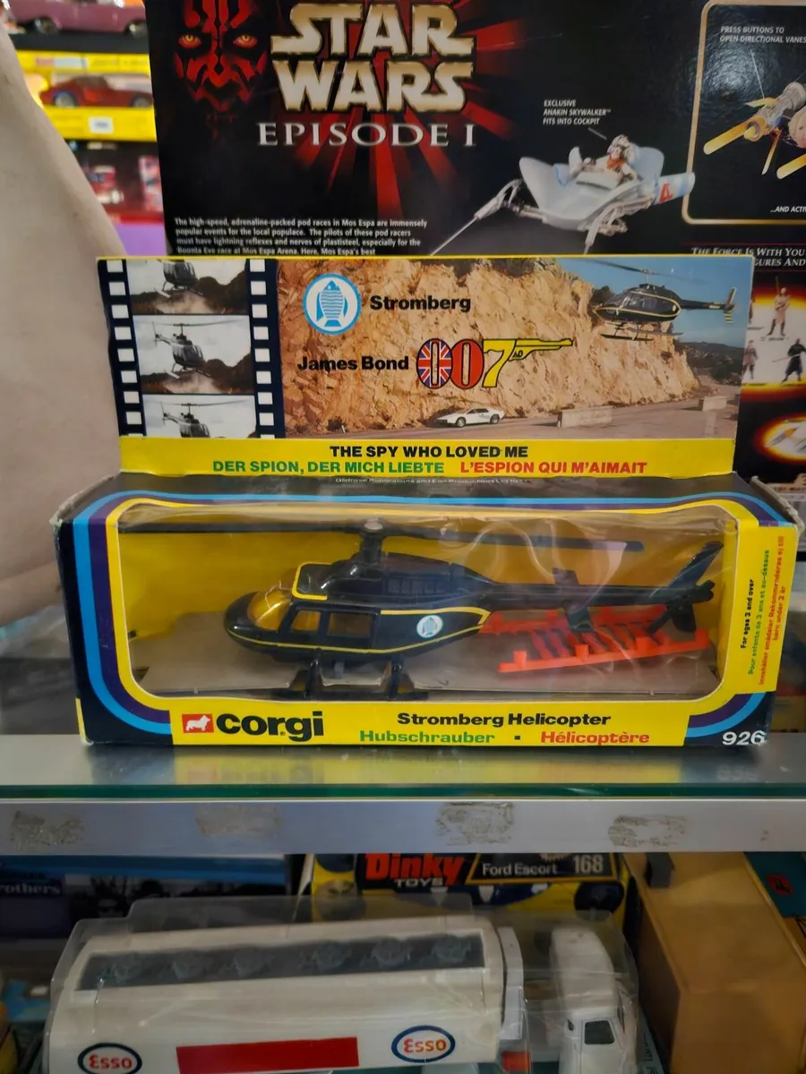 Corgi 1970's The Spy Who Loved Me Helicopter - Image 2