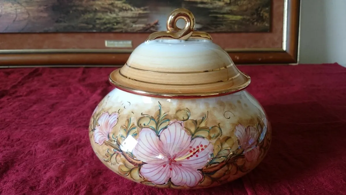Pure Gold Gilt Italian Porcelain Tureen With Lid - Image 1