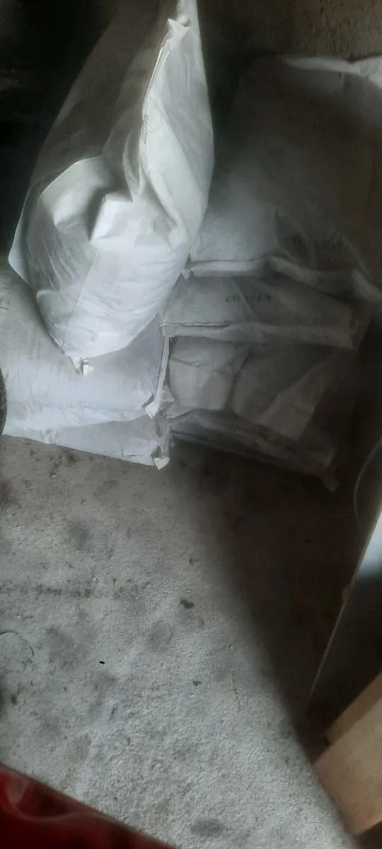 Black Concrete Dye - Image 2