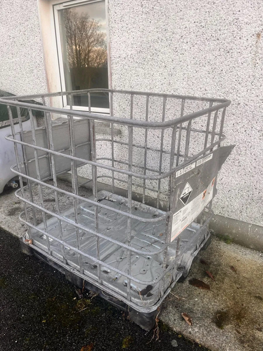 IBC tank cage frame timber crate - Image 2