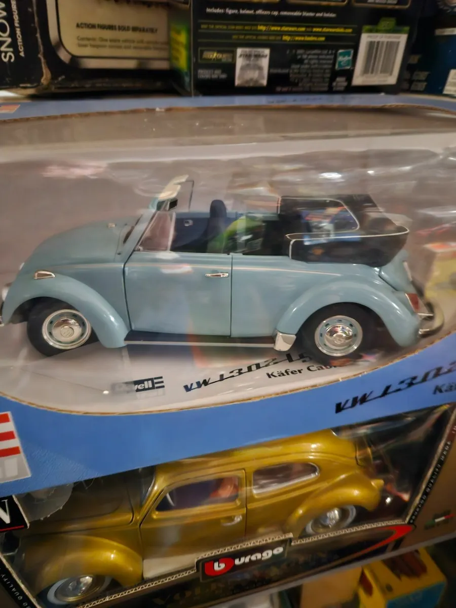Corgi Revell VW Beetle 1.18 - Image 1