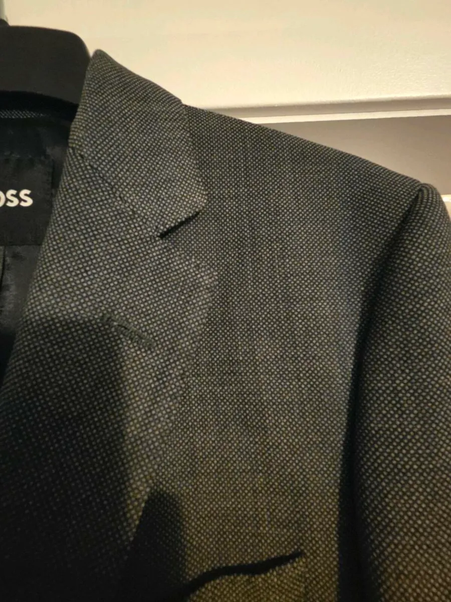 Hugo Boss Men's Blazer - Image 3