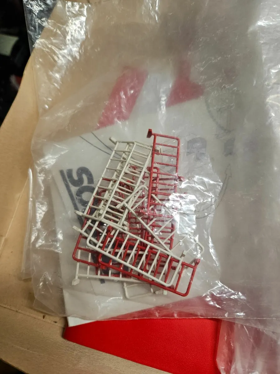 Corgi Solido Circus Tent Big Top - Image 2