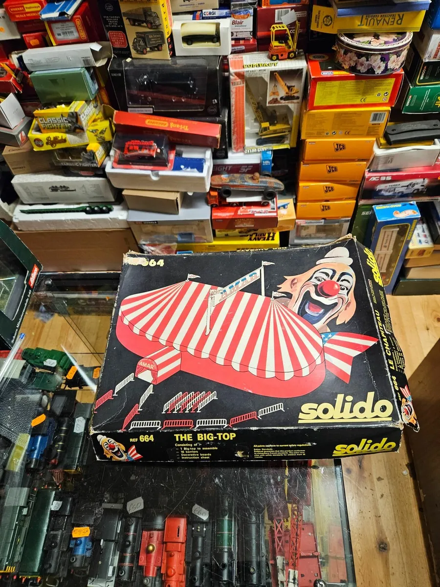 Corgi Solido Circus Tent Big Top - Image 1