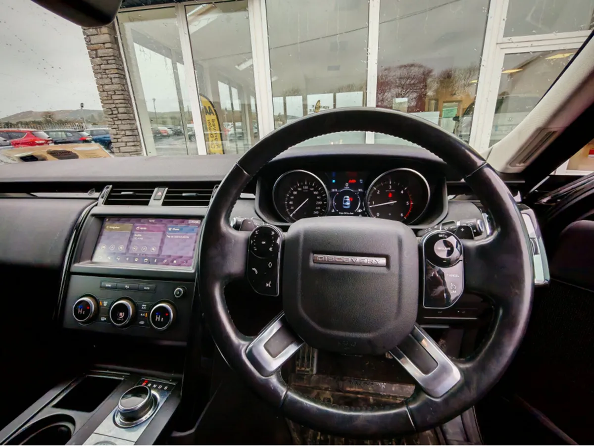 LAND ROVER DISCOVERY MY19 3.0 SDV6 SE COM COMMERCI - Image 4
