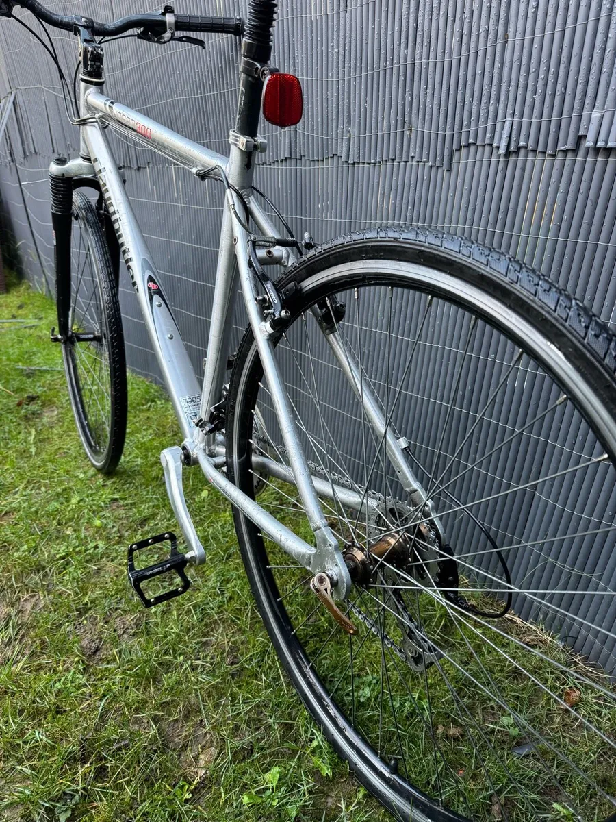 Hybrid Bike Claud Butler - Image 4