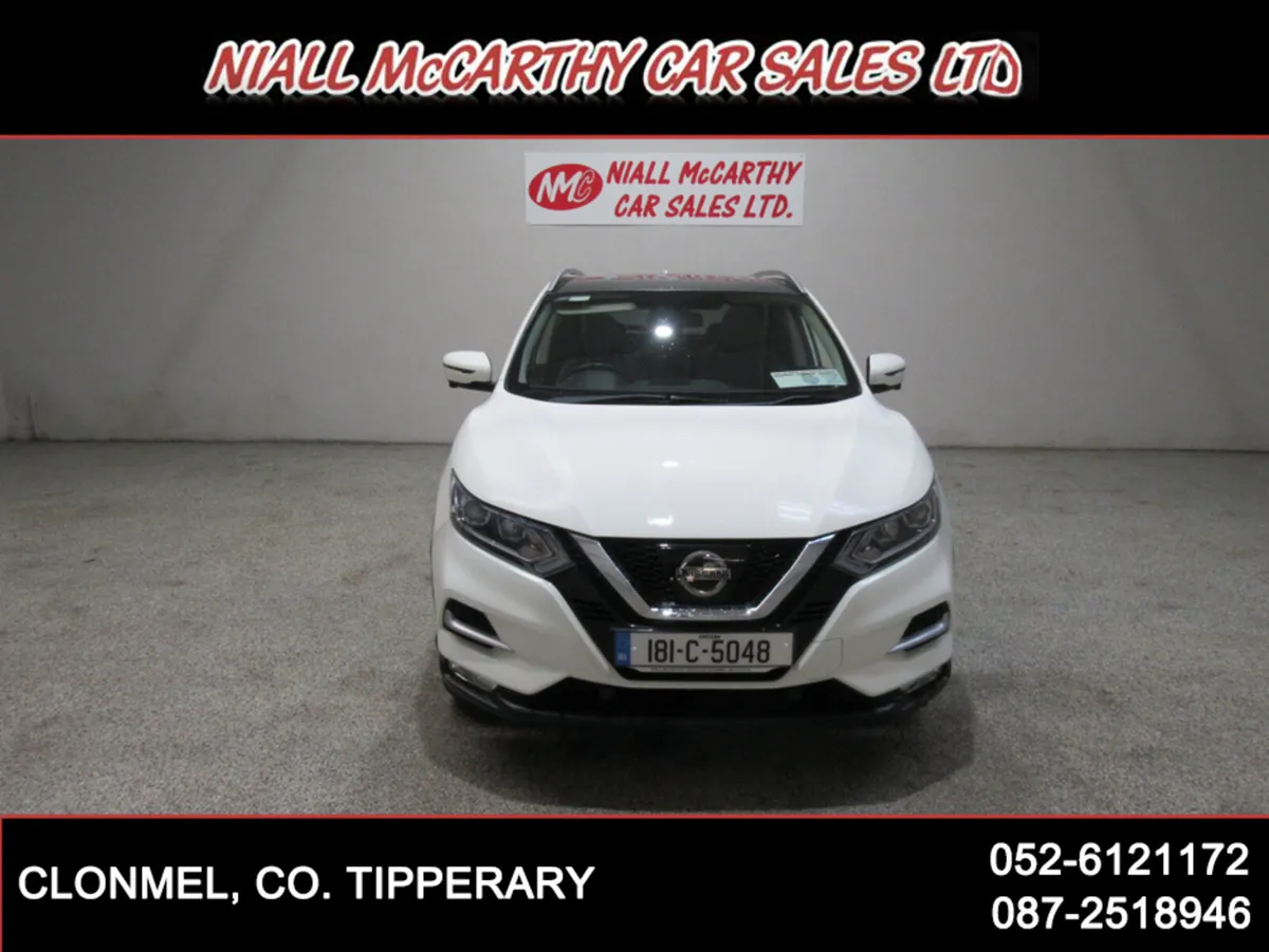 Nissan Qashqai 1.2 SV PREMIUM  NAV - PAN ROOF - SC - Image 2
