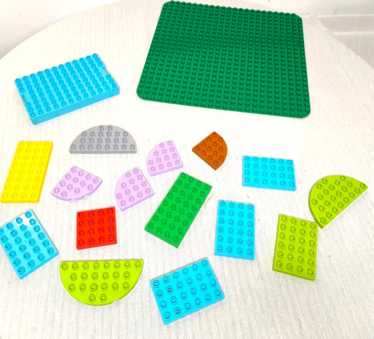 Massive Lego Duplo Bundle 1110 pieces - Image 4