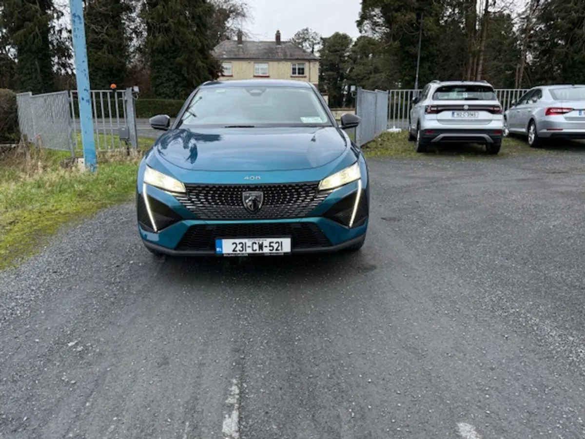 Peugeot 408 ALLURE 1.2 130 AUTOMATIC 6 6.4 4 - Image 3