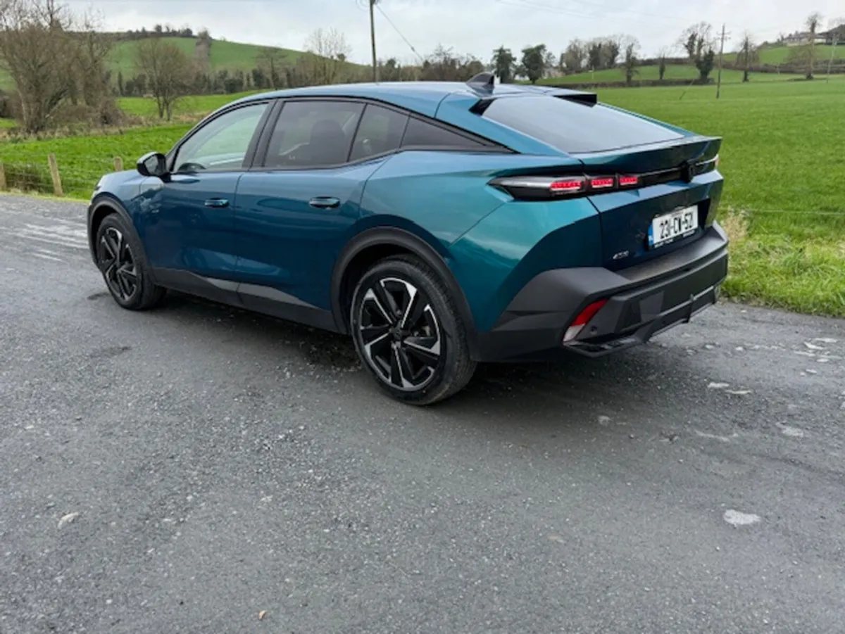 Peugeot 408 ALLURE 1.2 130 AUTOMATIC 6 6.4 4 - Image 4