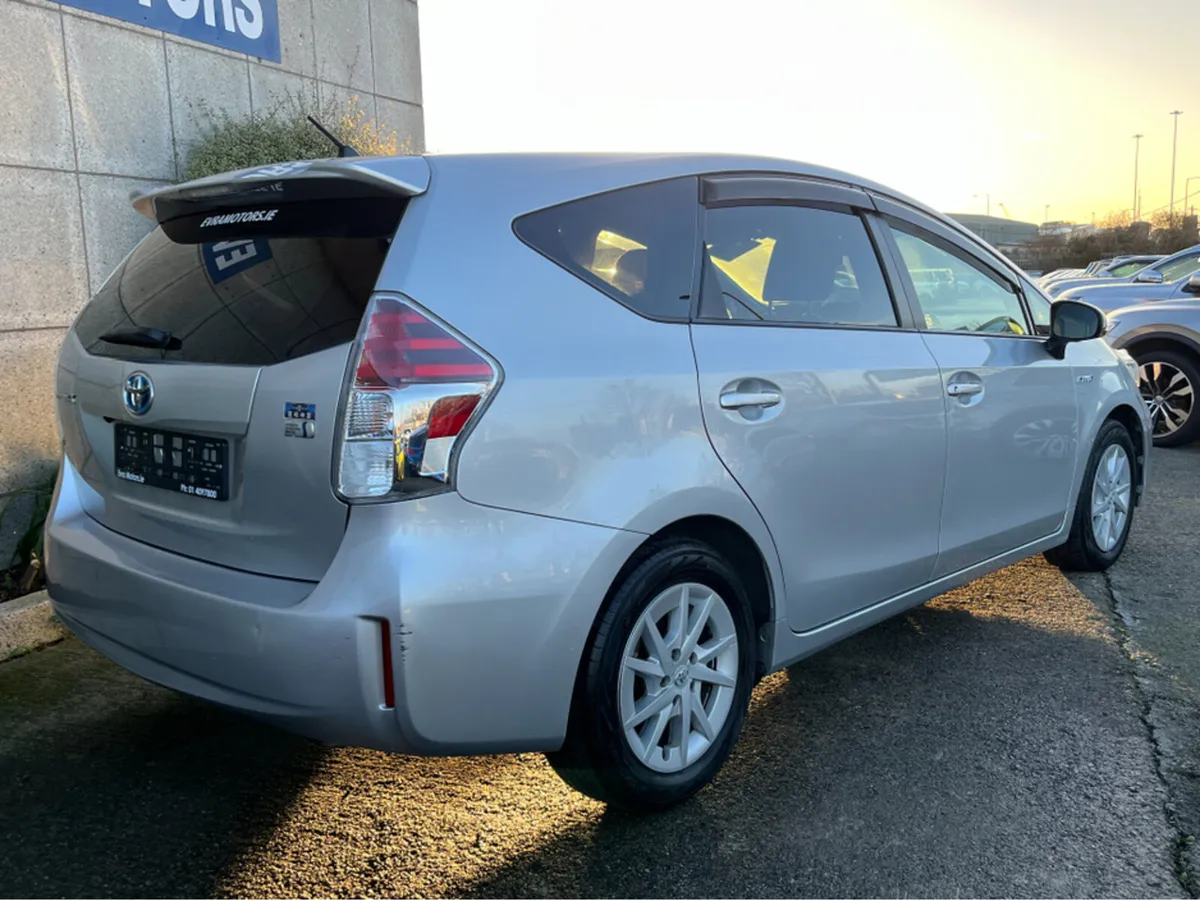Toyota Prius 7 SEATER AUTOMATIC HYBRID 1.8 PETROL - Image 4