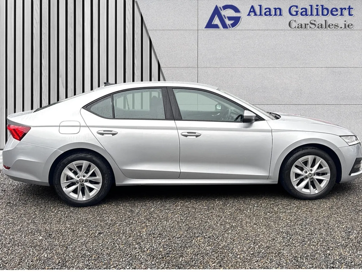 Skoda Octavia AMBITION 2.0 TDI New Model €119 PW - Image 3