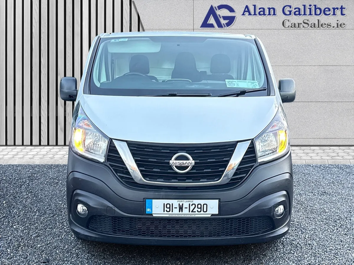 Nissan NV300 1.6 Diesel LWB  SV 4DR - Image 4