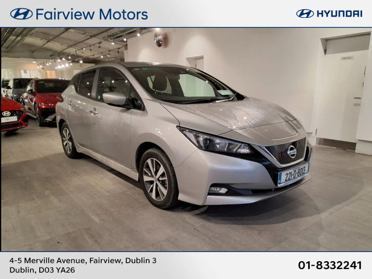 Nissan Leaf SV 40KW- Very Low kms - 1 Owner - Batt - Image 1