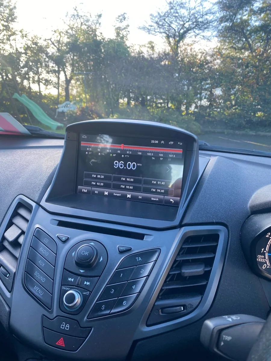 Ford fiesta - Image 4