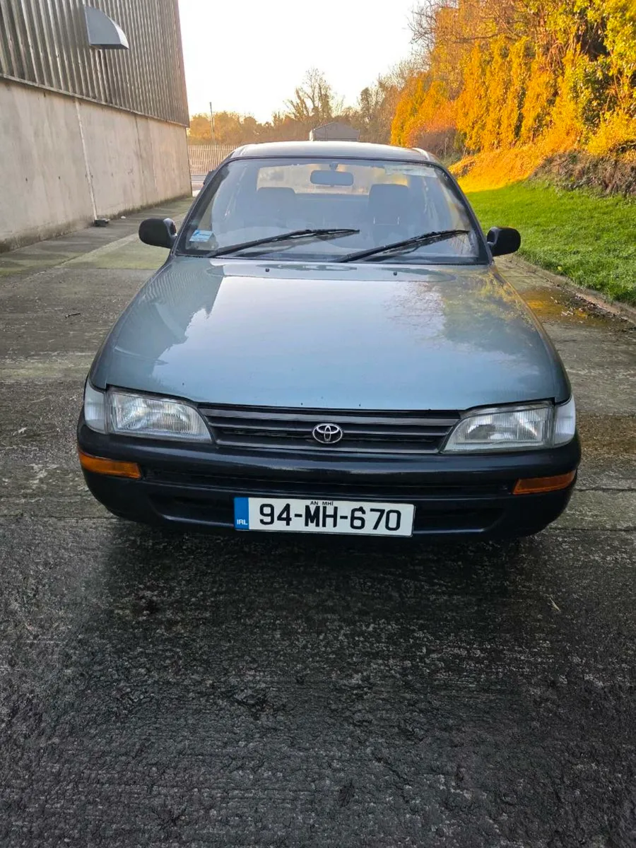 Toyota corolla Xli 1.3 petrol - Image 2