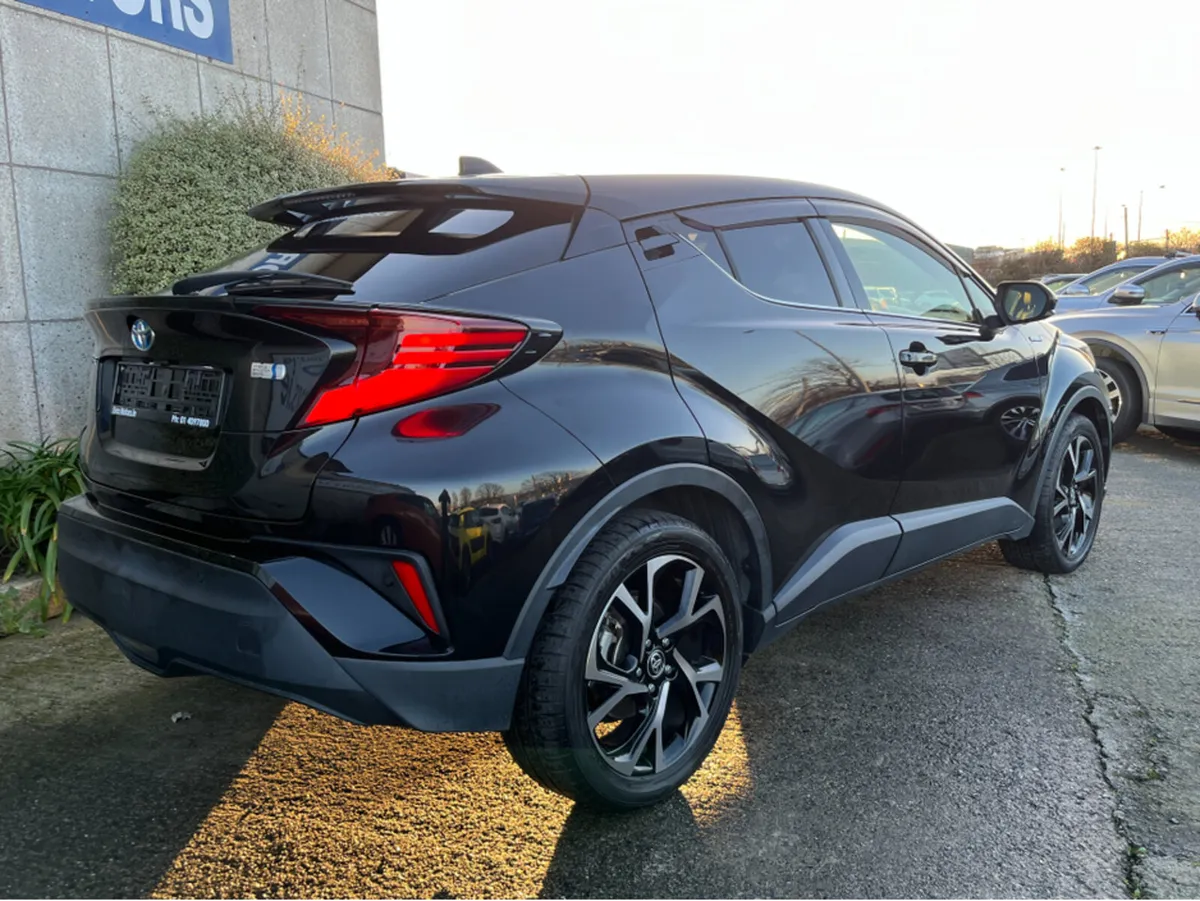 Toyota C-HR SOL AUTOMATIC HYBRID 1.8 PETROL //LOW - Image 4