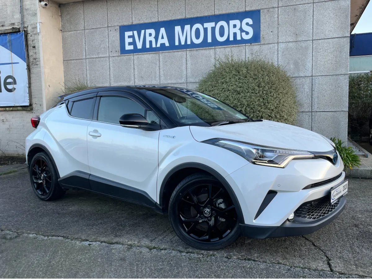 Toyota C-HR SOL AUTOMATIC HYBRID 1.8 PETROL //LOW - Image 1