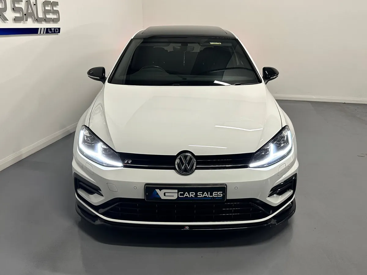 2018 Volkswagen Golf R 2.0 TSi DSG - Image 3