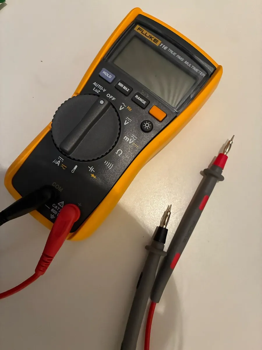 FLUKE 116 DIGITAL  MULTIMETER - Image 1