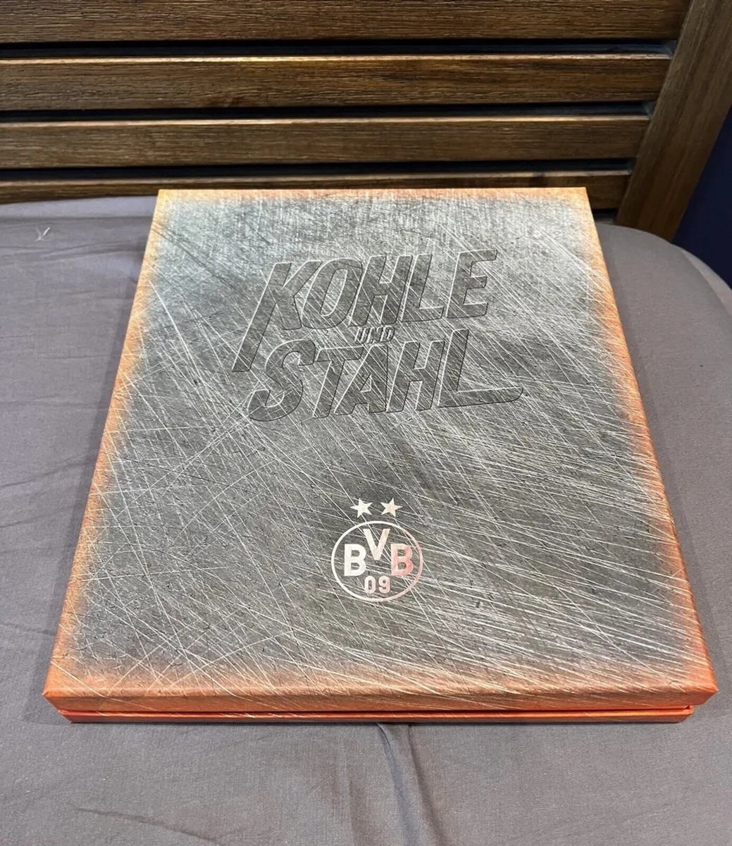 Rare limited edition Bvb Dortmund jersey - Image 3