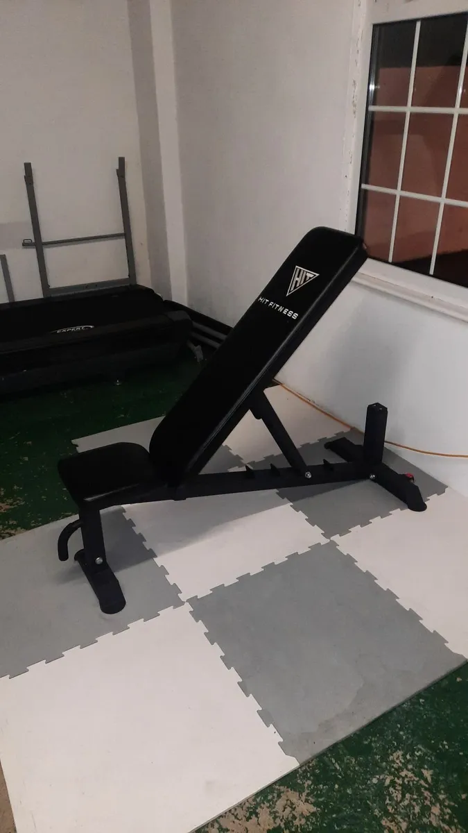 Treadmill and weights - Image 3