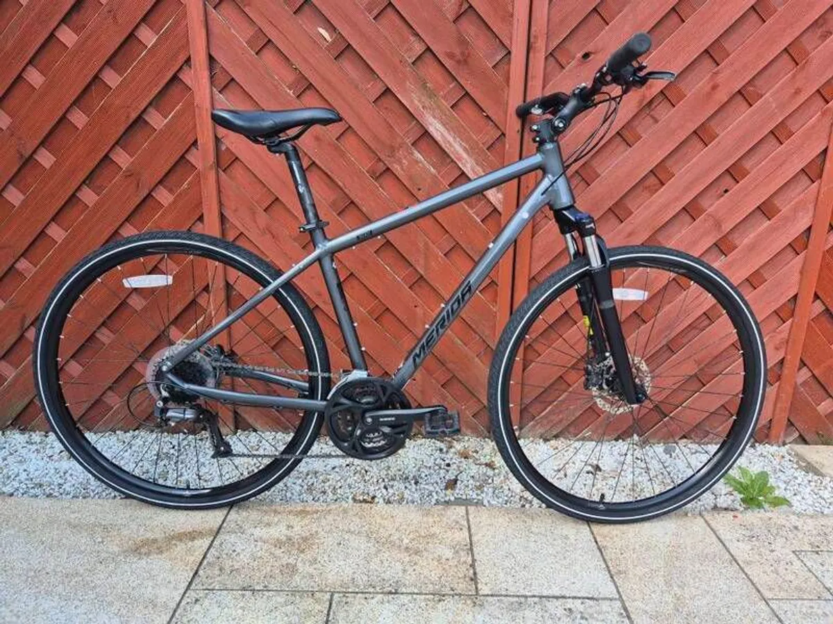 Merida Crossway 40 - Image 1