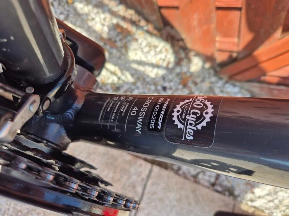 Merida Crossway 40 - Image 3