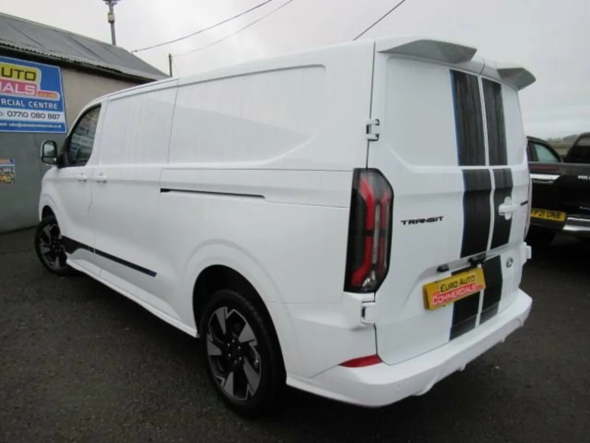 2.0 320 EcoBlue Sport Panel Van 5dr Diesel Auto L1 - Image 2