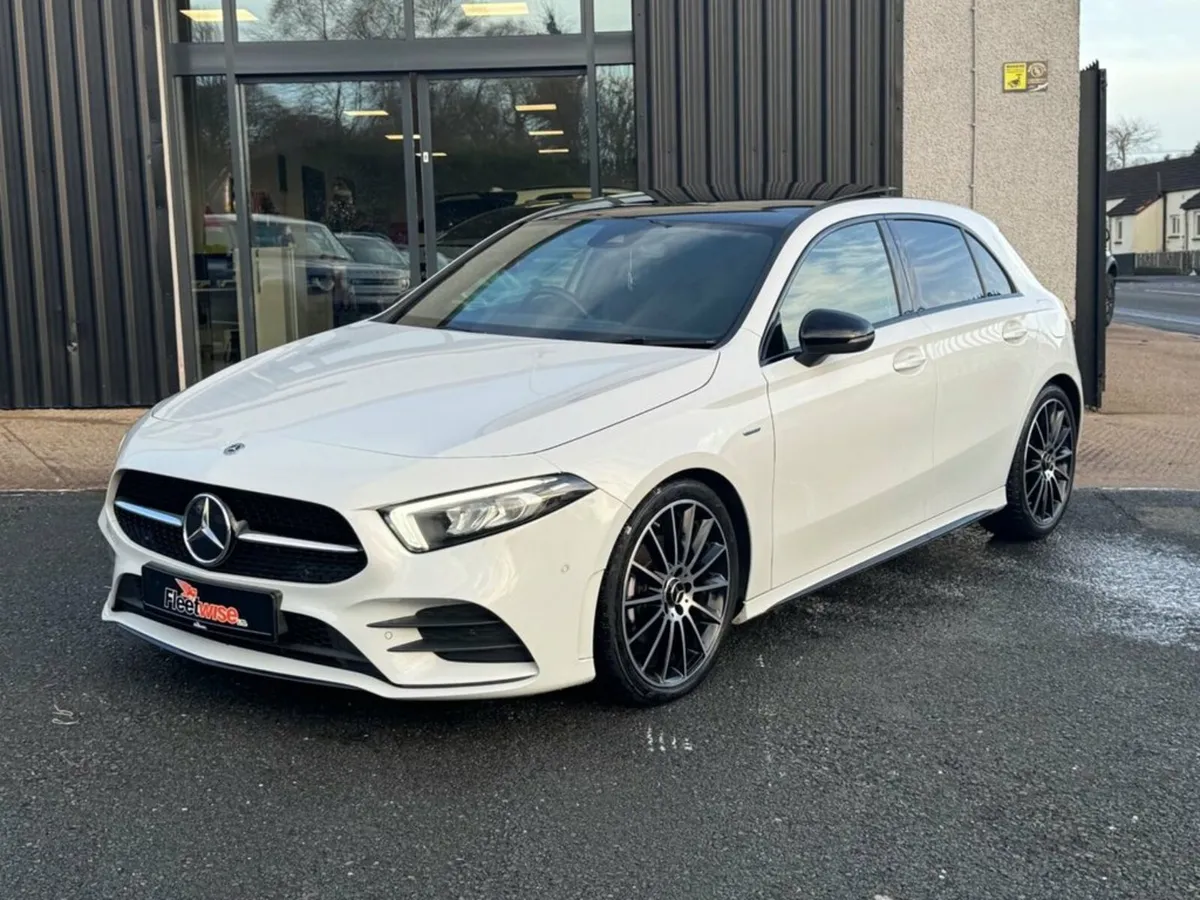 2.0 A200d Exclusive Edition Hatchback 5dr Diesel 8 - Image 3