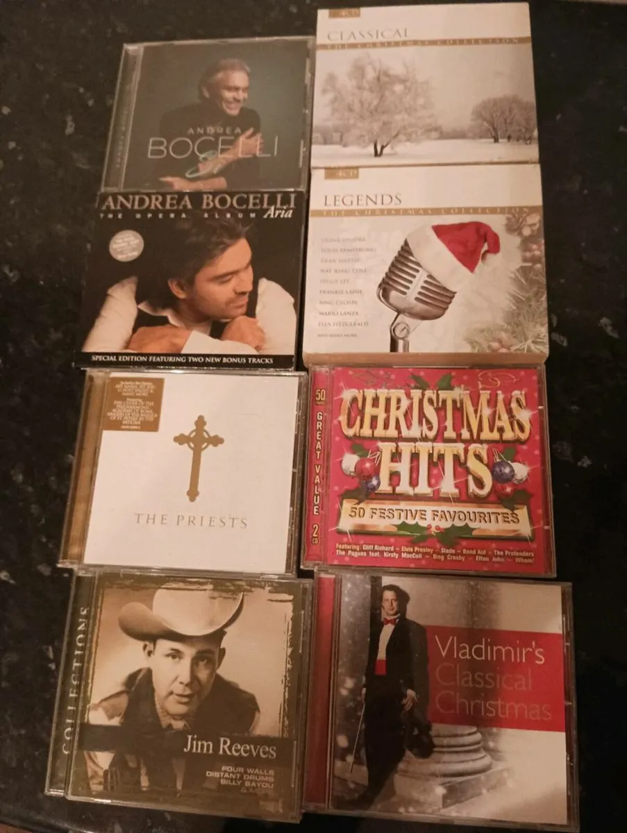 Beautiful selection new hardly used cd ,30 lot - Image 1