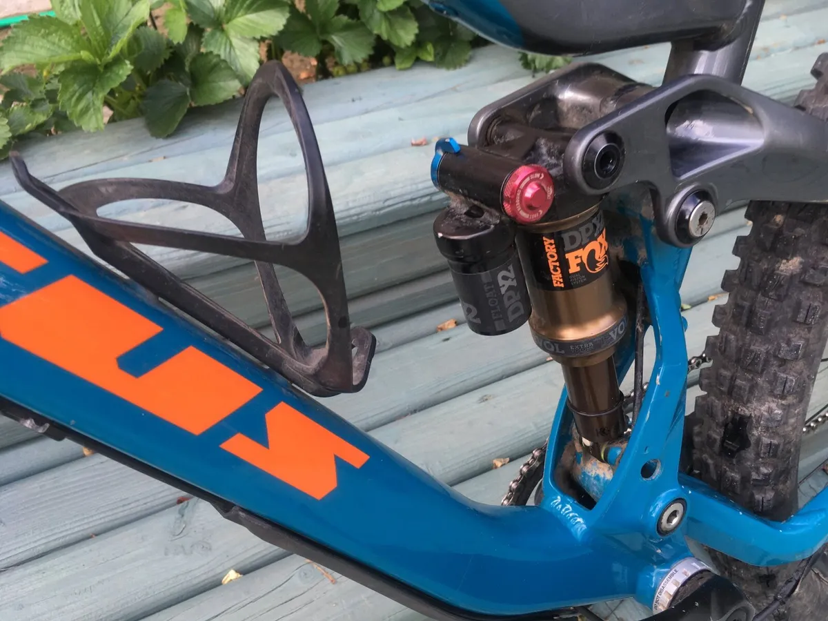 Mountain bike - Image 2