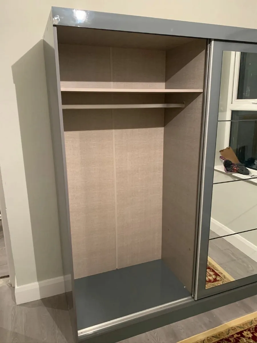 Brand new 2 door grey Nevada sliderobe✨free 🚚 - Image 4