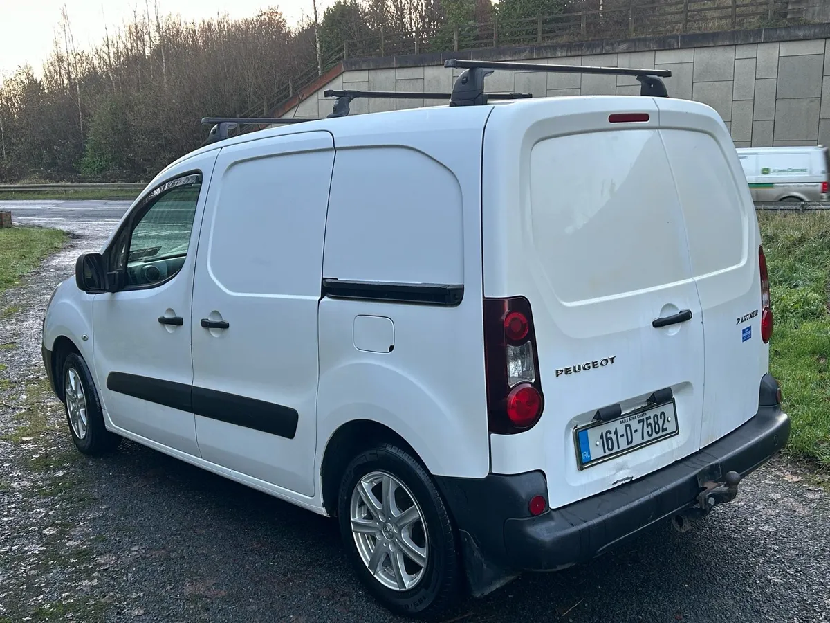 2016 Peugeot partner - Image 4