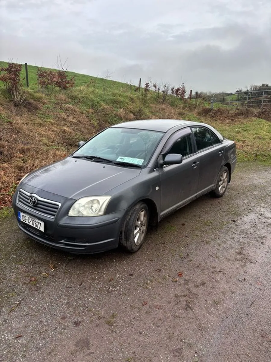 2006 Toyota Avensis - Image 2