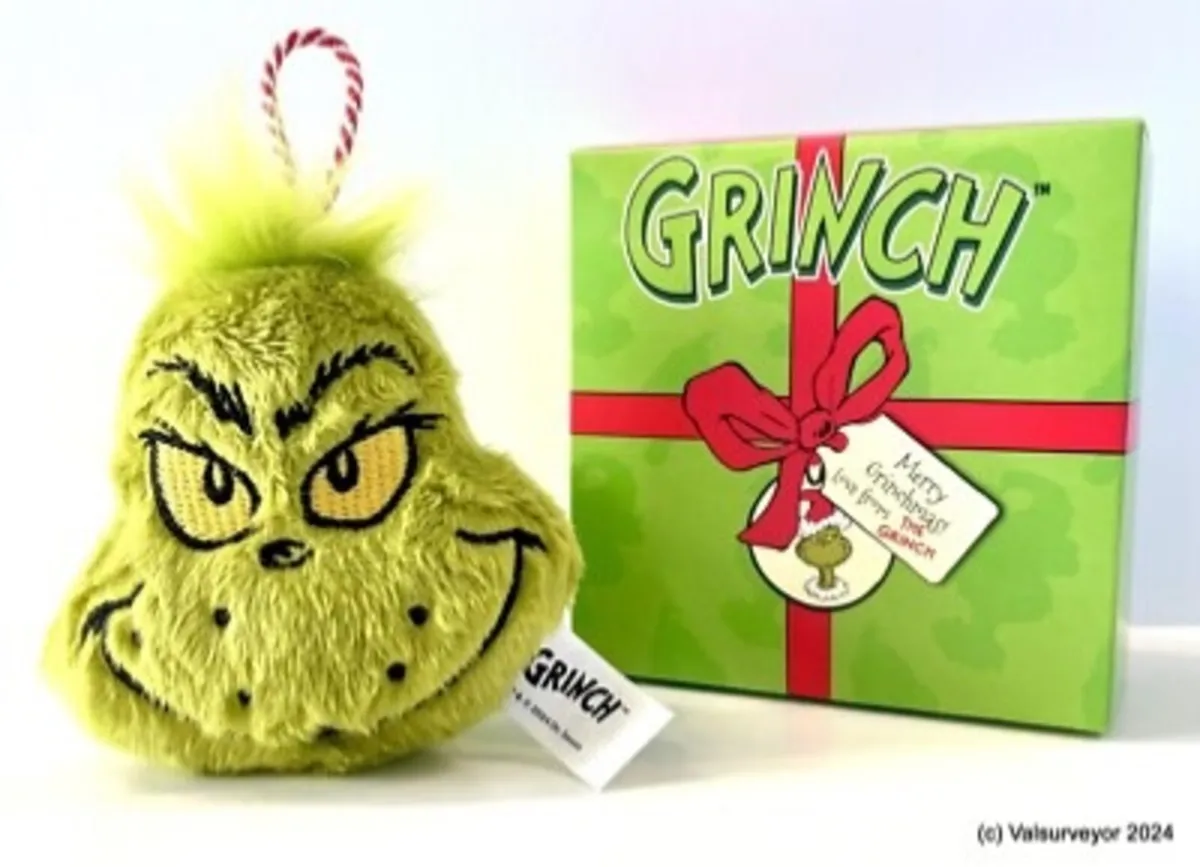 Collectible Toys - Grinch, Paddington etc - Image 2