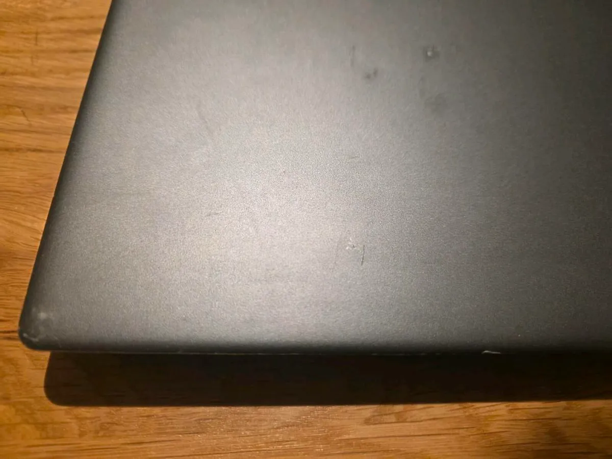 Lenovo 720s - Image 4