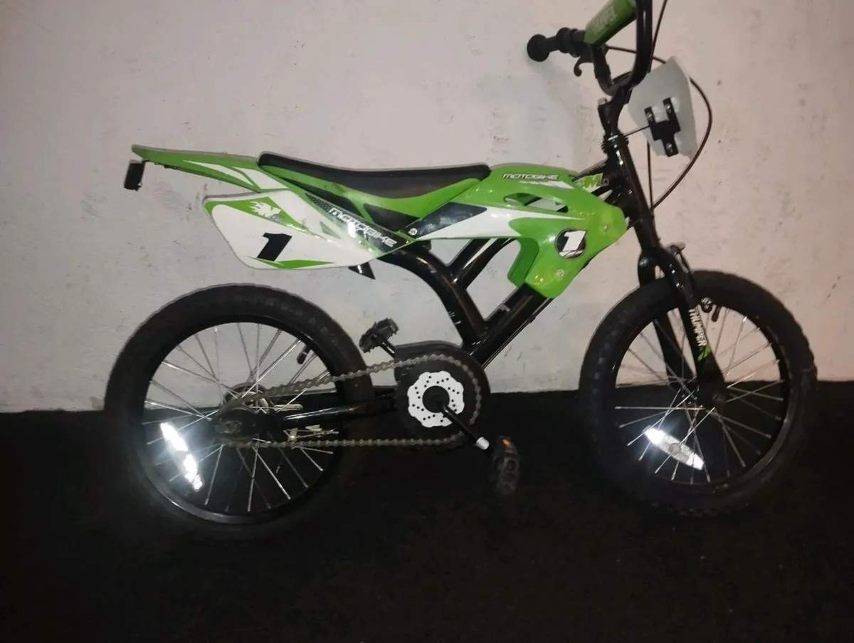 Boys 16inch bike - Image 1