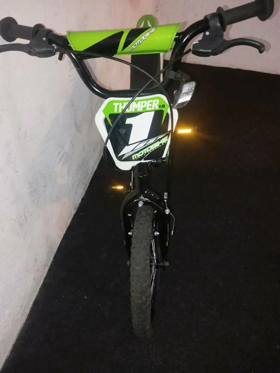 Boys 16inch bike - Image 3